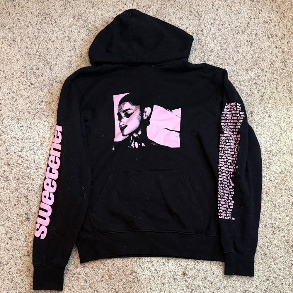 H&M Black and Pink V-Neck Sweater